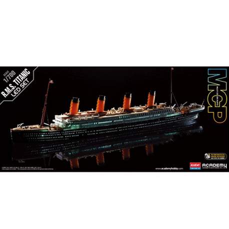 Maqueta RMS Titanic + Led Set 1/700 - Academy